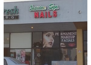Thiết kế nội thất Jamin nail shop