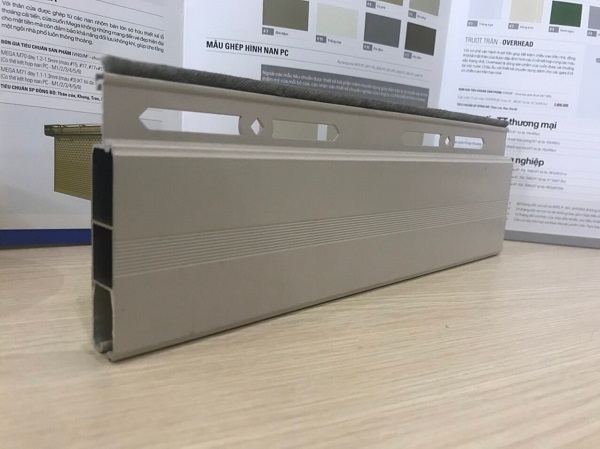 Mẫu cửa cuốn Đức