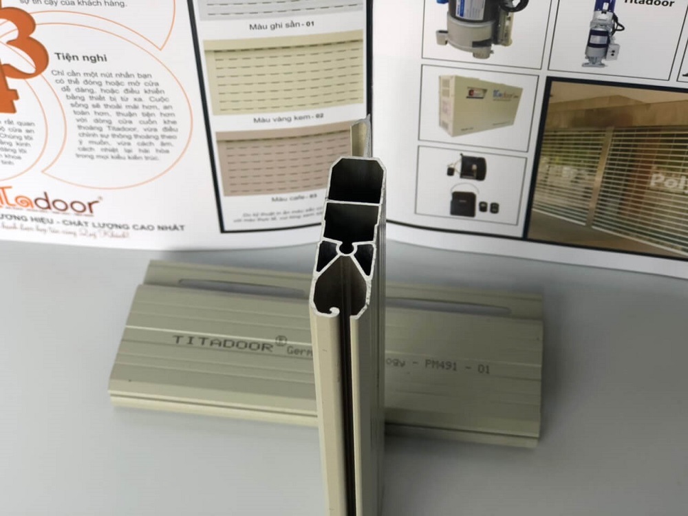 Mẫu cửa cuốn Đức