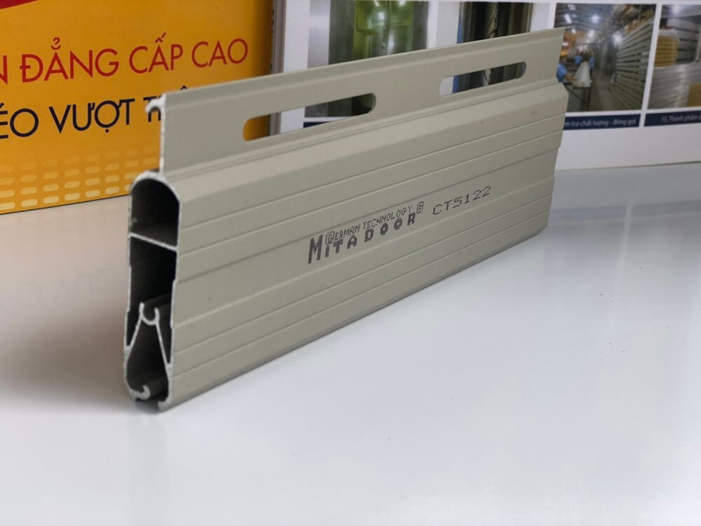 Mẫu cửa cuốn Đức