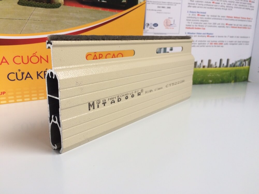 Mẫu cửa cuốn Đức